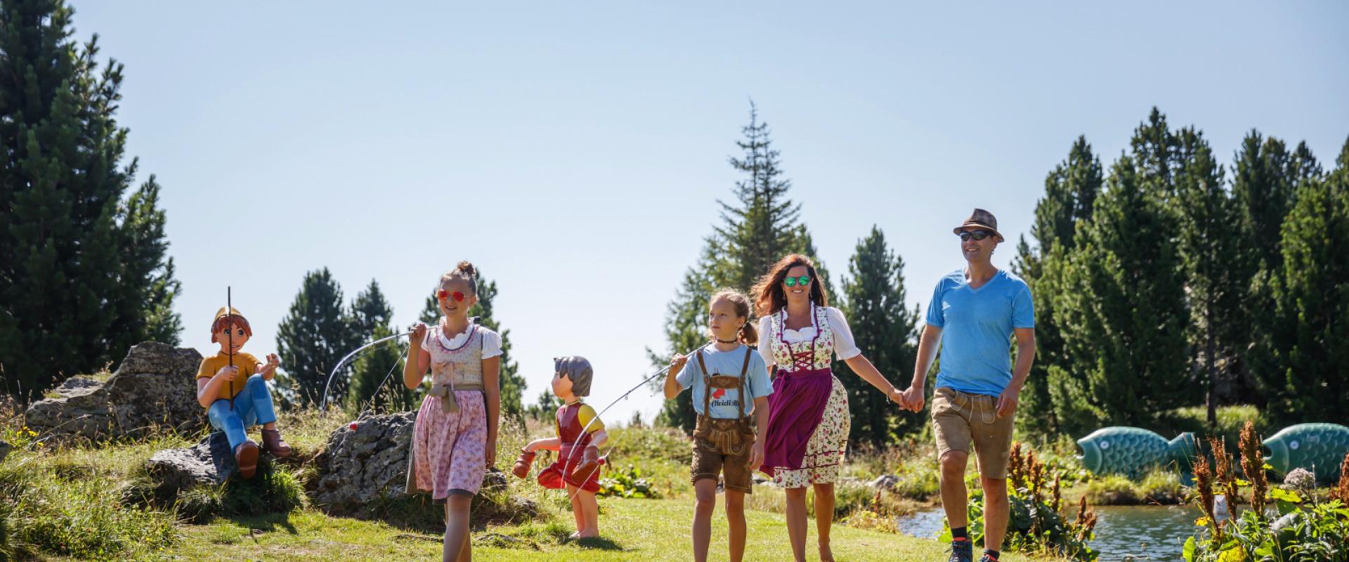 Heidi_Alm_Sommershooting_2017-08-01_0207-best_ Heidi_Alm_Sommershooting_2017-08-01_0207-best_