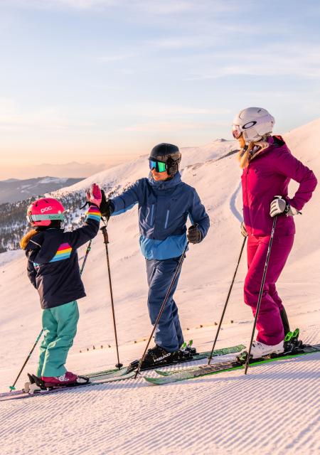 Skifahren_Falkert_Heidi-Alm Skipark_Familie_Nockberge_Winter © Christoph Rossmann_MBN Tourismus (7) Skifahren_Falkert_Heidi-Alm Skipark_Familie_Nockberge_Winter © Christoph Rossmann_MBN Tourismus (7)